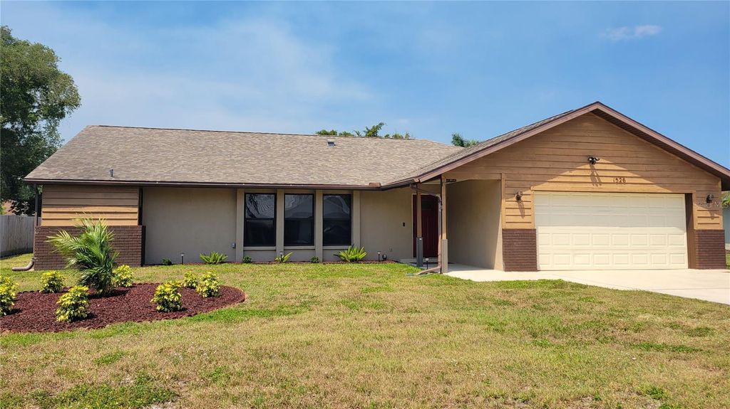 1526 GEORGETOWNE LANE, Sarasota, FL 34232