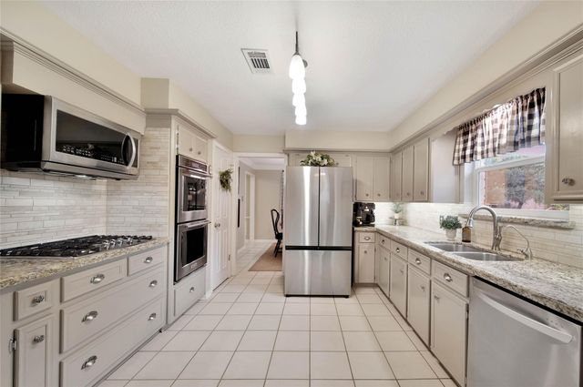 17422 Sorrel Ridge Drive, Spring, TX 77388