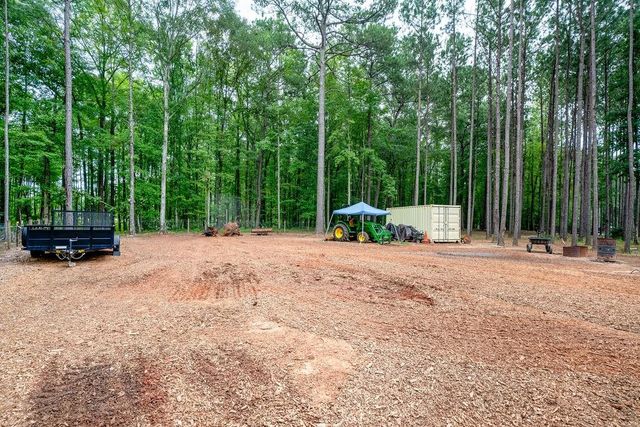 31 Ozark Woods Drive, Newnan, GA 30263