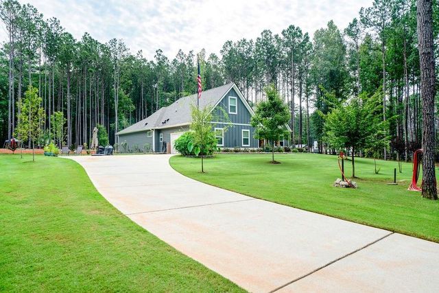 31 Ozark Woods Drive, Newnan, GA 30263