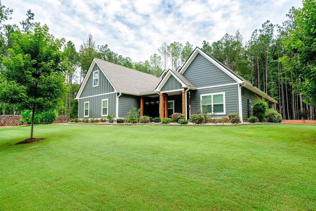 31 Ozark Woods Drive, Newnan, GA 30263