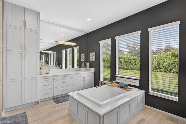 12217 Eucalyptus WAY, Naples, FL 34120