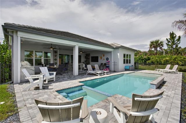 12217 Eucalyptus WAY, Naples, FL 34120