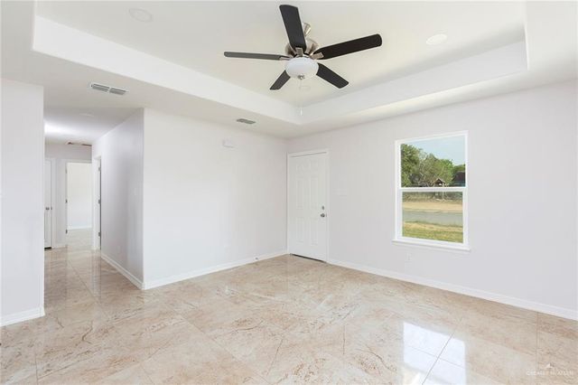 624 Texas Avenue N, Mercedes, TX 78570
