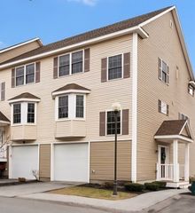 101 Hopkins 1, Wakefield, MA 01880