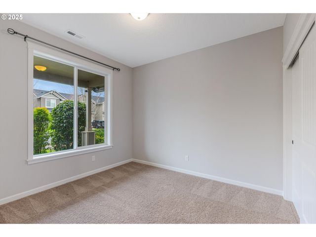 11369 Nw 325TH Ave, North Plains, OR 97133