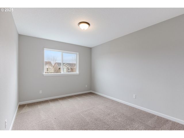 11369 Nw 325TH Ave, North Plains, OR 97133