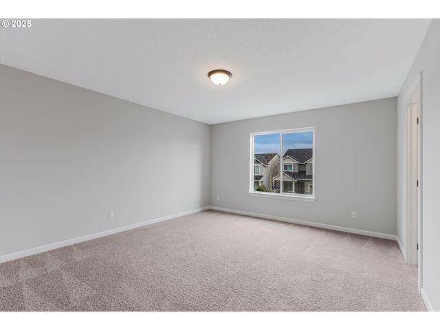 11369 Nw 325TH Ave, North Plains, OR 97133