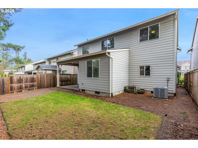 11369 Nw 325TH Ave, North Plains, OR 97133