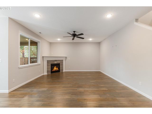 11369 Nw 325TH Ave, North Plains, OR 97133