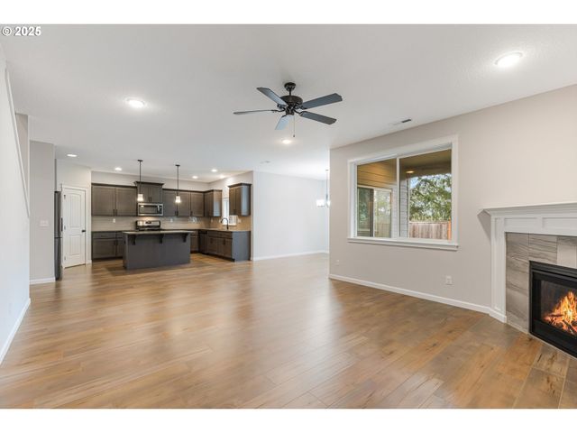 11369 Nw 325TH Ave, North Plains, OR 97133