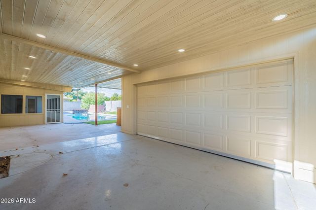 7637 N 7TH Avenue, Phoenix, AZ 85021