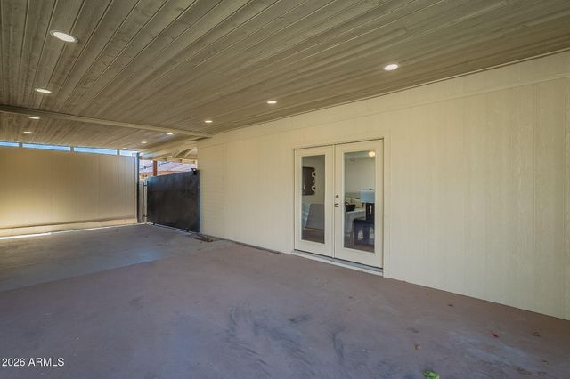 7637 N 7TH Avenue, Phoenix, AZ 85021