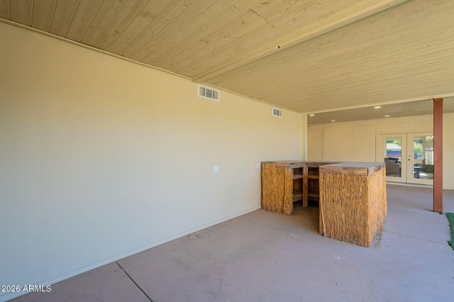 7637 N 7TH Avenue, Phoenix, AZ 85021