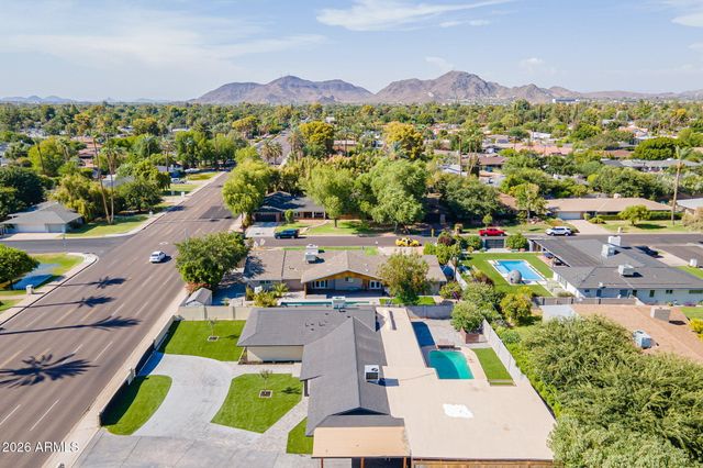 7637 N 7TH Avenue, Phoenix, AZ 85021