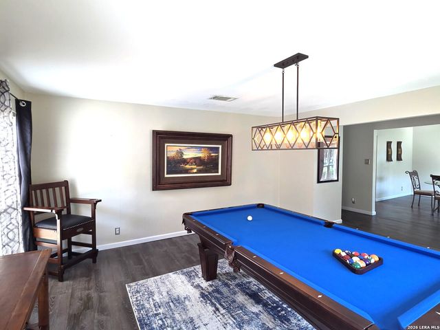 122 WILLOW WISP RD, Universal City, TX 78148