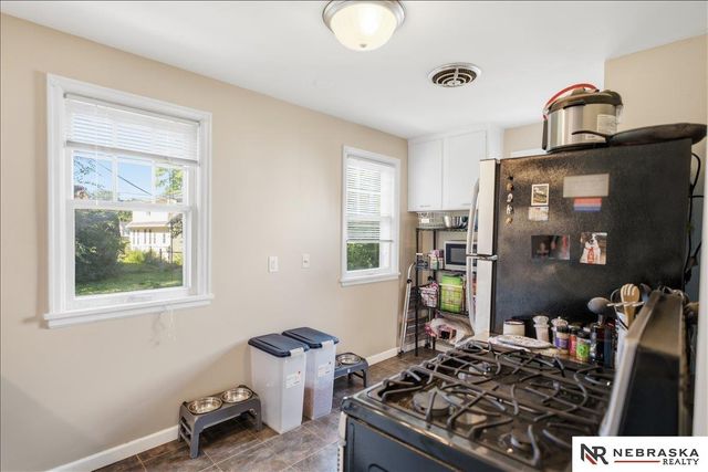 5124 Pierce Street, Omaha, NE 68106