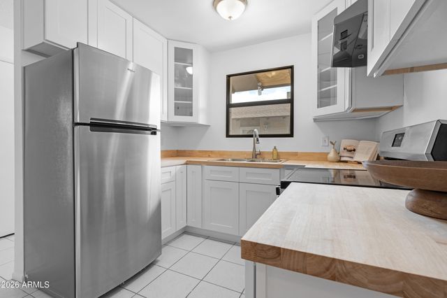 6721 E MCDOWELL Road B303, Scottsdale, AZ 85257