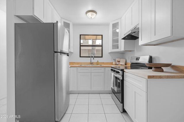 6721 E MCDOWELL Road B303, Scottsdale, AZ 85257