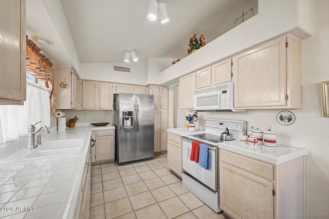 13940 W PAIUTE Trail, Surprise, AZ 85374