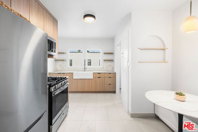 612 Romulo Street, Los Angeles, CA 90065