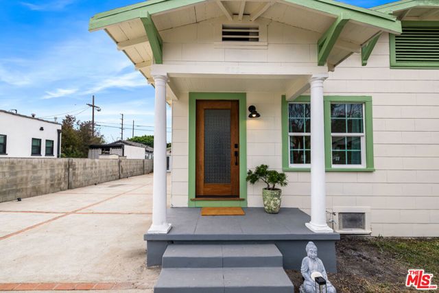 612 Romulo Street, Los Angeles, CA 90065