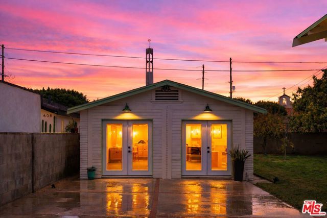 612 Romulo Street, Los Angeles, CA 90065