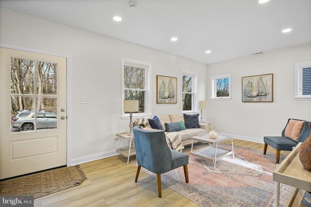 402 WESTGATE RD, Baltimore, MD 21229