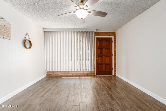 9641 N 13TH Avenue, Phoenix, AZ 85021