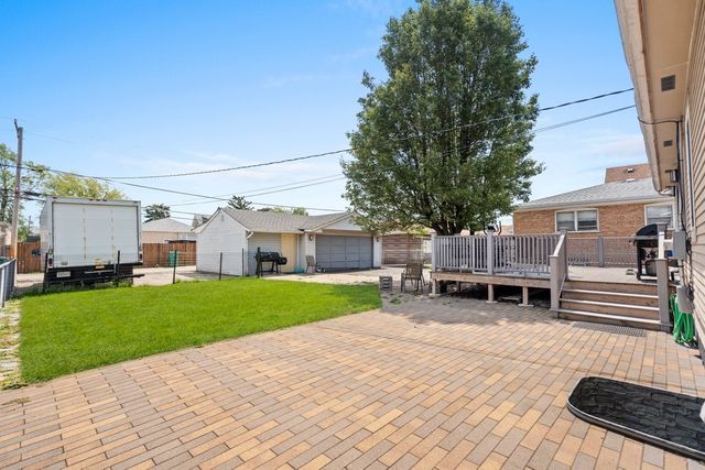 4919 S LONG Avenue, Chicago, IL 60638