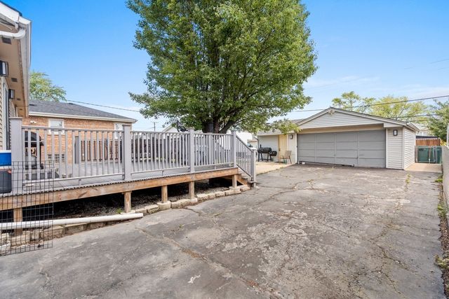 4919 S LONG Avenue, Chicago, IL 60638