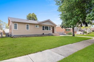 4919 S LONG Avenue, Chicago, IL 60638