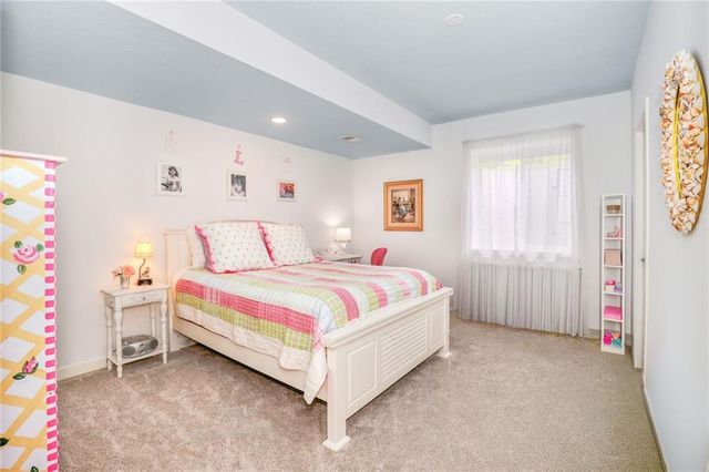 7501 Chadwick Court, Prairie Village, KS 66208