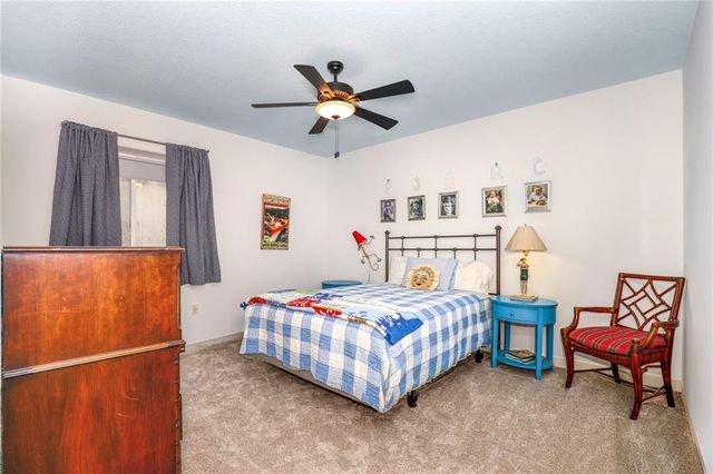7501 Chadwick Court, Prairie Village, KS 66208