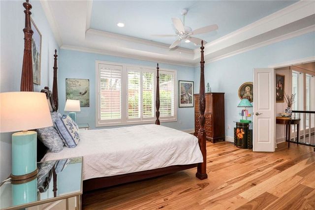 7501 Chadwick Court, Prairie Village, KS 66208