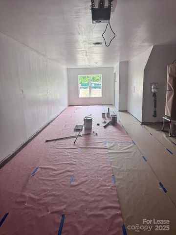 1111 Kokomo Lane, Charlotte, NC 28206