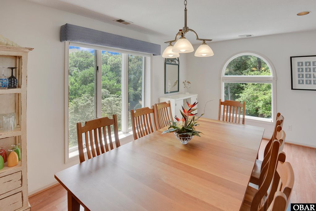 Image 11 of property listing at 1143 Albemarle Court Unit 681, Corolla, NC 27927