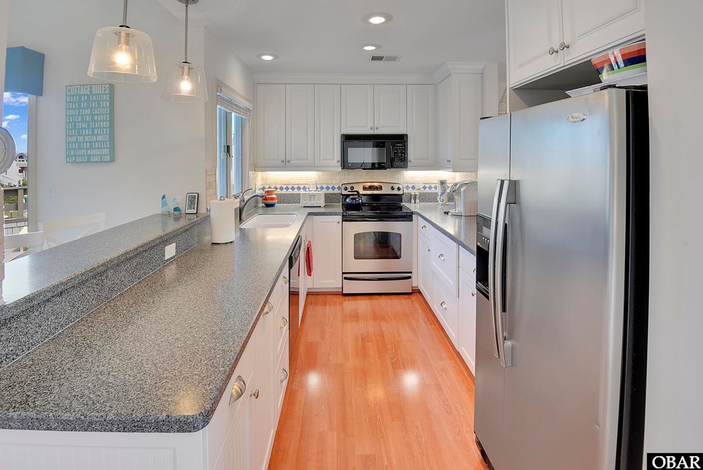 Image 10 of property listing at 1143 Albemarle Court Unit 681, Corolla, NC 27927