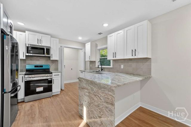 1329 E 33rd Street, Savannah, GA 31404