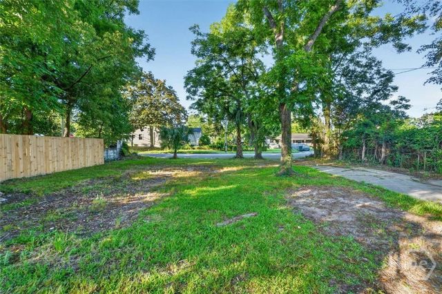 1329 E 33rd Street, Savannah, GA 31404