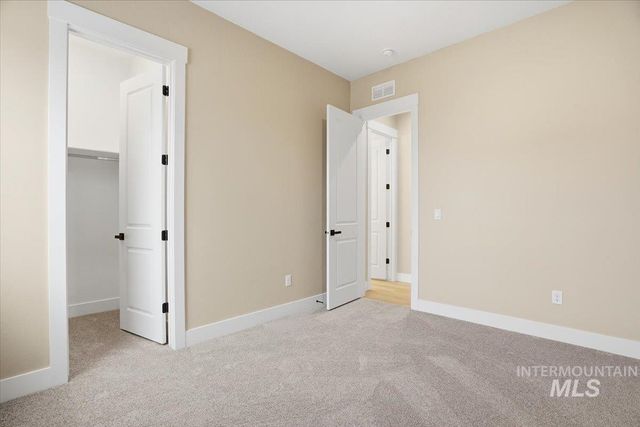 857 N Falling Water Way, Eagle, ID 83616