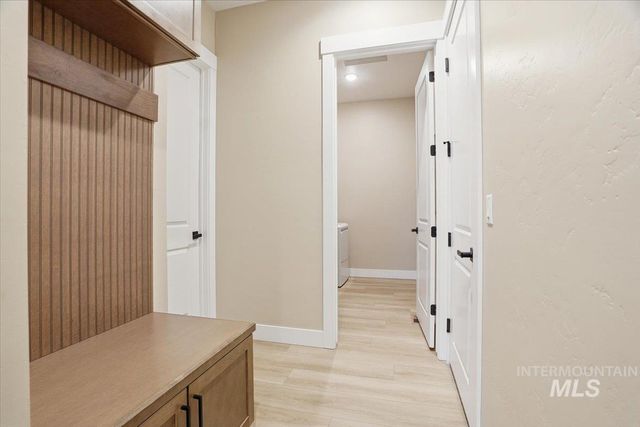 857 N Falling Water Way, Eagle, ID 83616