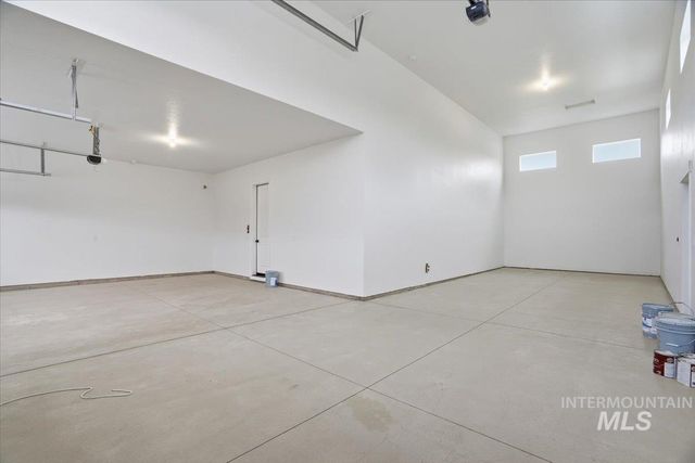 857 N Falling Water Way, Eagle, ID 83616