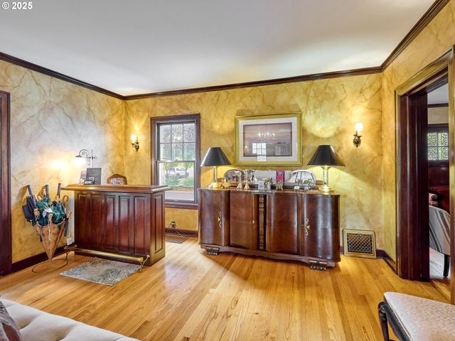 809 Ne EVANS St, Mc Minnville, OR 97128