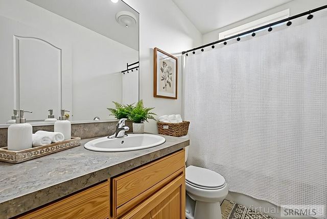 3972 N Flaming Rock Road, Idaho Falls, ID 83401