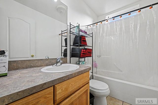 3972 N Flaming Rock Road, Idaho Falls, ID 83401