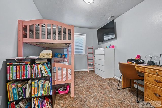 3972 N Flaming Rock Road, Idaho Falls, ID 83401