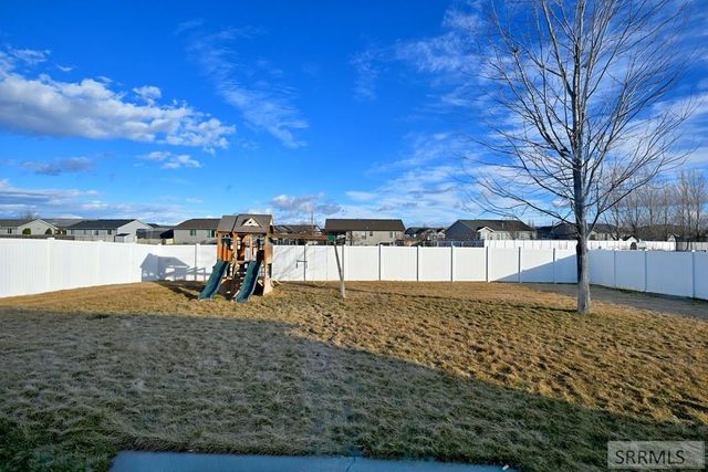 3972 N Flaming Rock Road, Idaho Falls, ID 83401