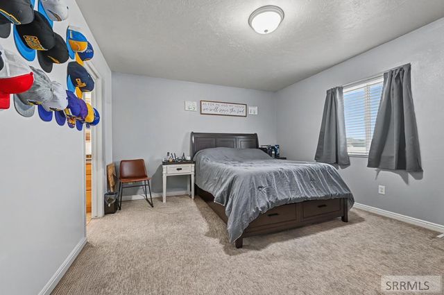 3972 N Flaming Rock Road, Idaho Falls, ID 83401