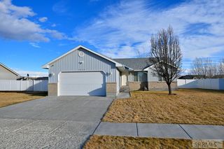 3972 N Flaming Rock Road, Idaho Falls, ID 83401